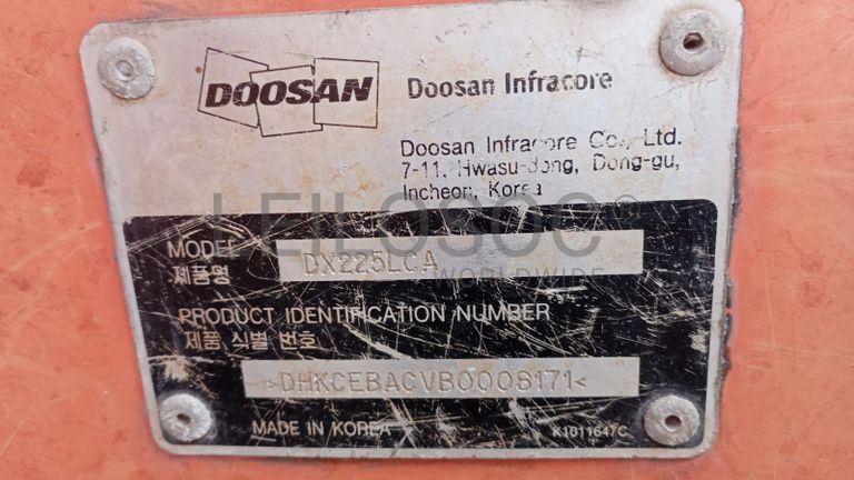 Escavadeira - DOOSAN/DX225LCA