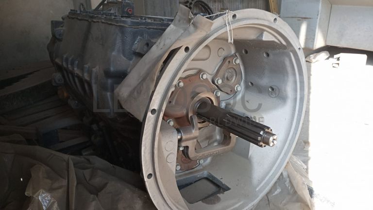 Caixa de velocidades - Mack