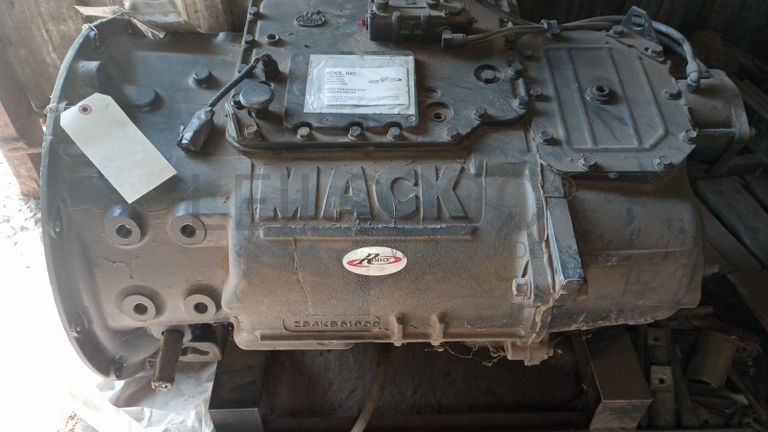 Caixa de velocidades - Mack