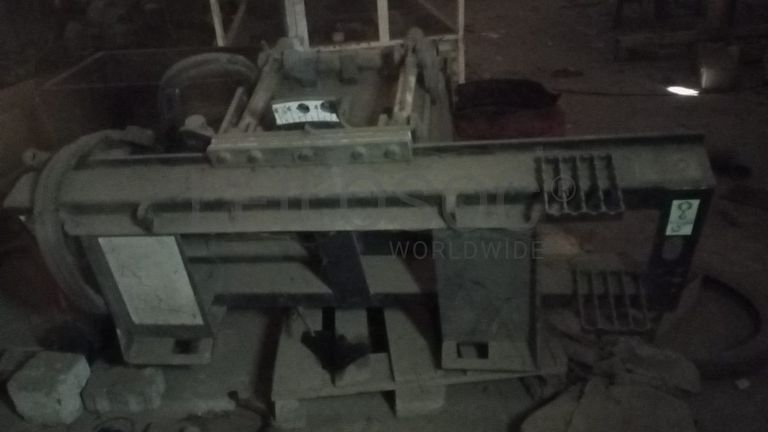 Engate - Caterpillar