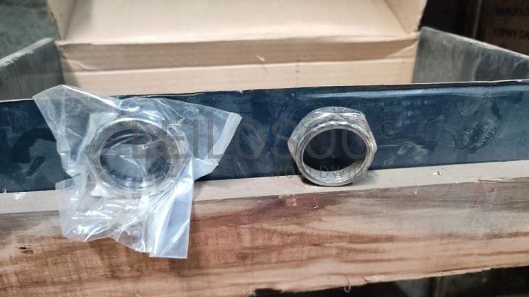 Porcas de garrafas metálicas