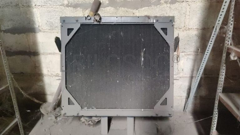 radiador de camião Man e um semienxo