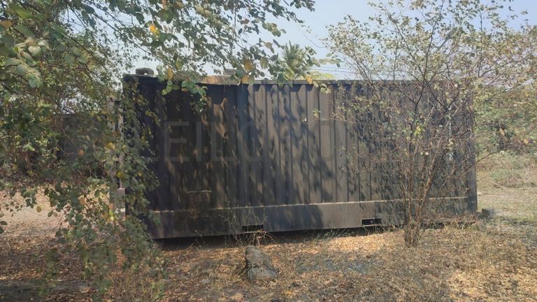 Contentores de transporte de Alcatrão.