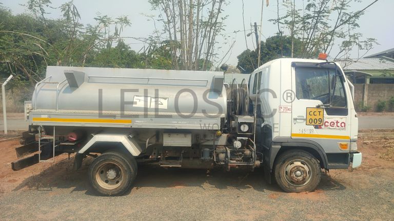 Camião Cisterna