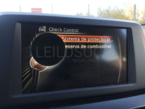 BMW 216d · Ano 2016