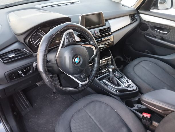 BMW 216d · Ano 2016