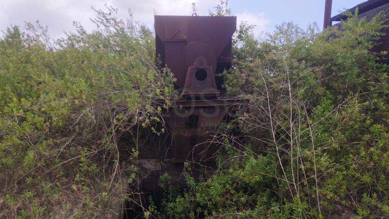 Maquina de fabrico de pavês