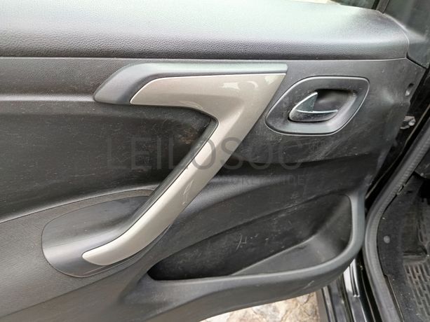 Citroën C-Elysée · Ano 2018