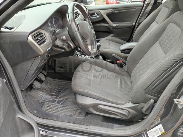 Citroën C-Elysée · Ano 2018