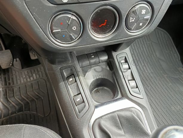 Citroën C-Elysée · Ano 2018