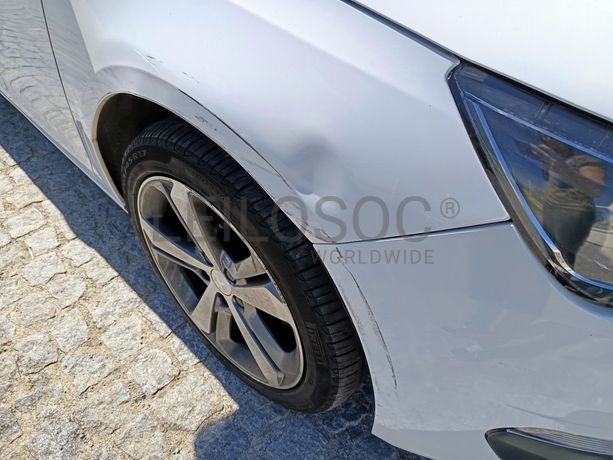 Peugeot 308 · Ano 2015