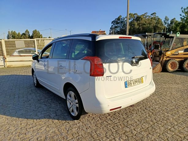 Peugeot 5008 · Ano 2015