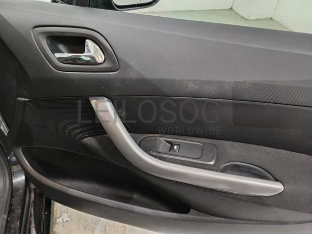 Peugeot 308 SW · Ano 2011