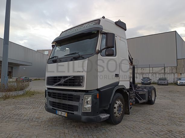 Volvo FH12 com Grua Hiab 4x2 · Ano 2003