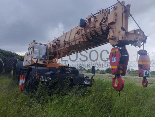 Grua  Tadano