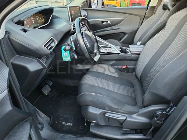 Peugeot 5008 · Ano 2017