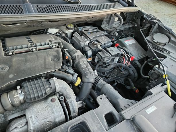 Peugeot 5008 · Ano 2017