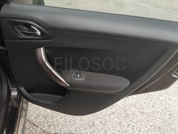 Peugeot 2008 · Ano 2015