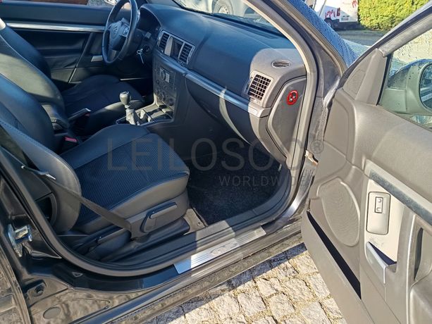 Opel Vectra · Ano 2005