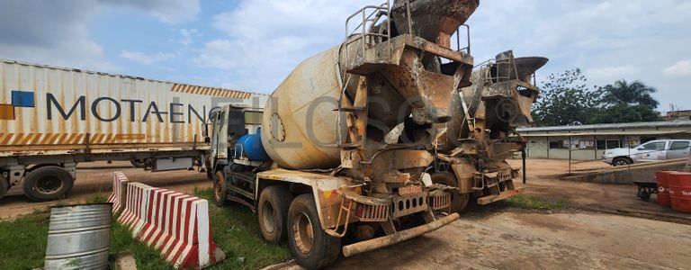 TATA 7M3 Concrete Mixer Truck 