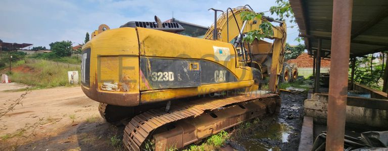 CATERPILLAR 25T Crawler Excavator with Spare Parts 