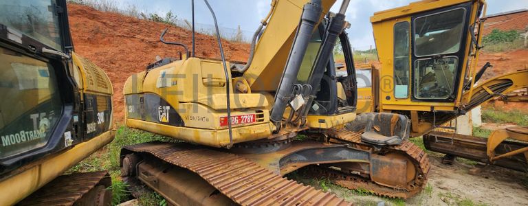 CATERPILLAR 25T Crawler Excavator with Spare Parts 