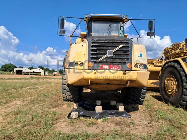 VOLVO 40T Articulated Dump Truck with Spare Parts