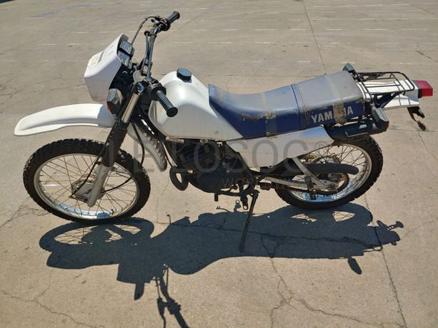 Moto YAMAHA DT 125
