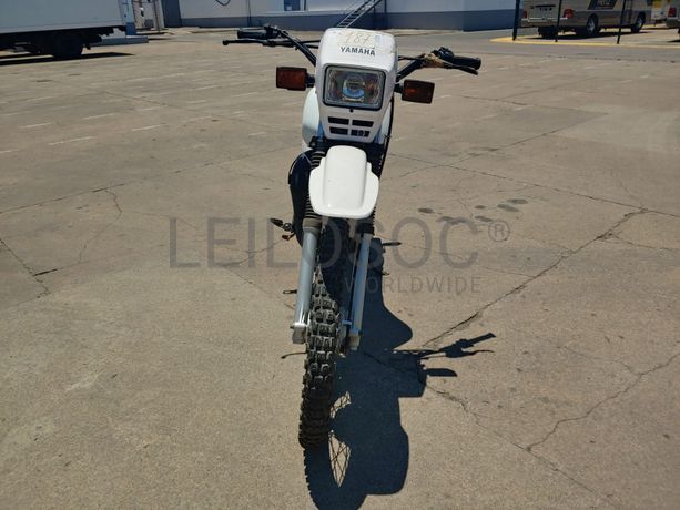 Moto YAMAHA DT 125