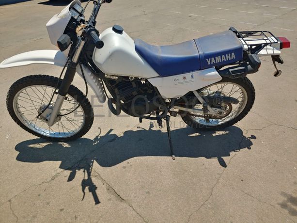 Moto YAMAHA DT 125