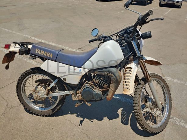 Moto YAMAHA DT 125