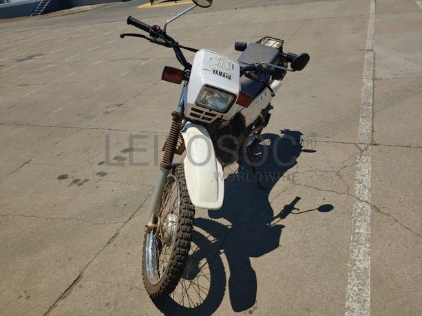 Moto YAMAHA DT 125