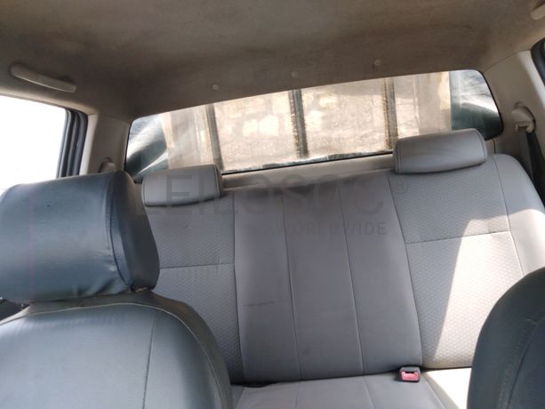 Voiture TOYOTA HILUX 