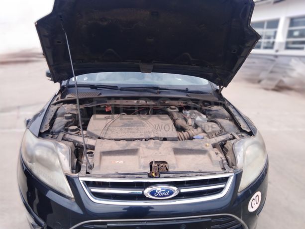 Voiture FORD Mondeo