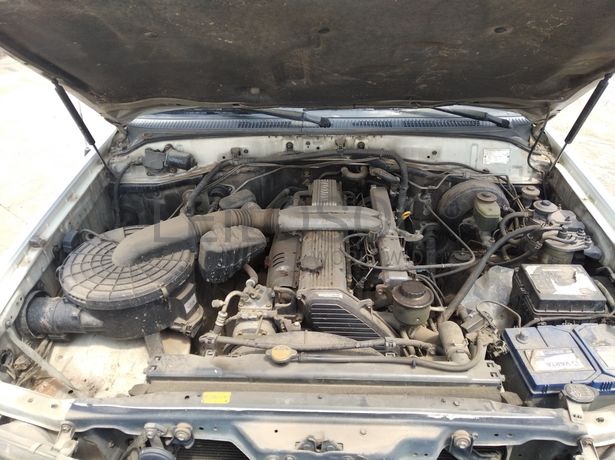 Voiture TOYOTA Land Cruiser