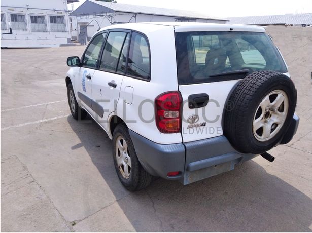 Voiture TOYOTA RAV 4