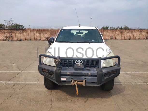 Voiture TOYOTA Prado