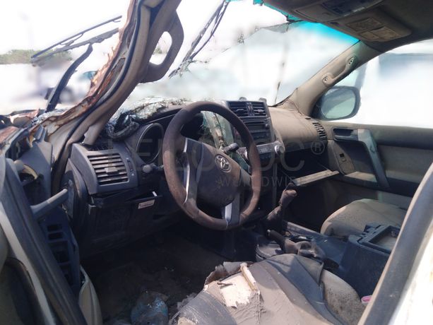 Voiture TOYOTA Prado