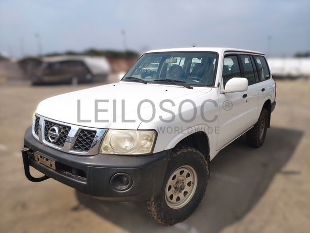Voiture NISSAN Patrol