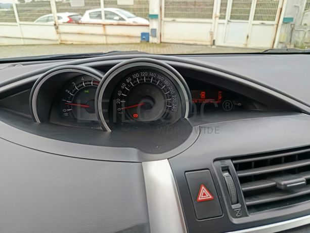 Toyota Verso · Ano 2015