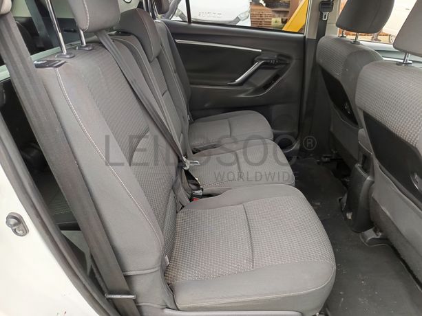 Toyota Verso · Ano 2015