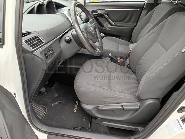 Toyota Verso · Ano 2015
