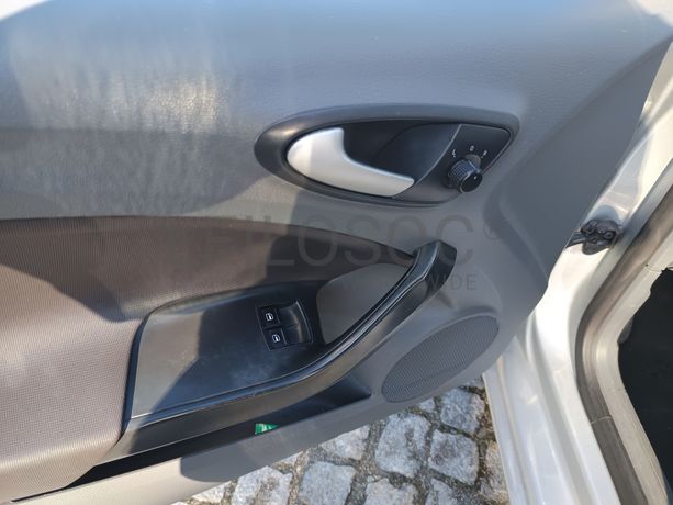 Seat Ibiza · Ano 2011