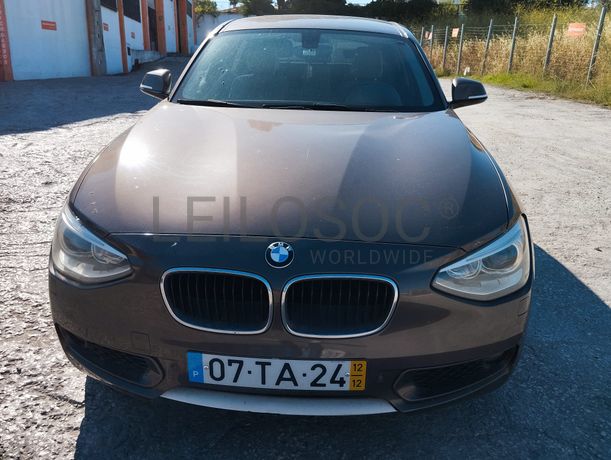 BMW 116 D · Ano 2012