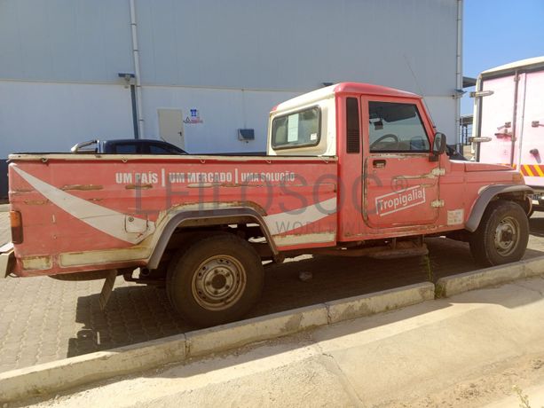 MAHINDRA BOLERO