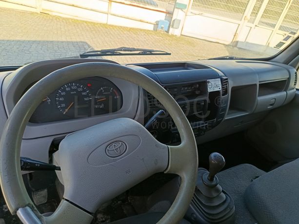 Toyota Dyna · Ano 2005