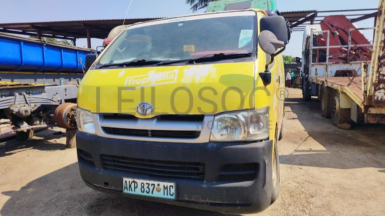 TOYOTA HIACE HIACE 5L