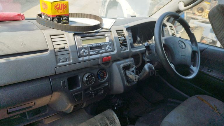 TOYOTA HIACE HIACE 5L
