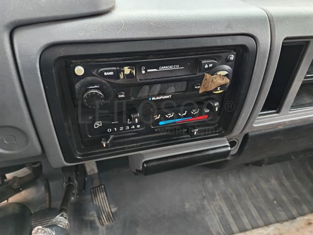 Nissan Cabstar 35.13 Com Grua · Ano 2004