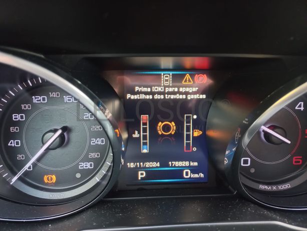 Jaguar XE · Ano 2015